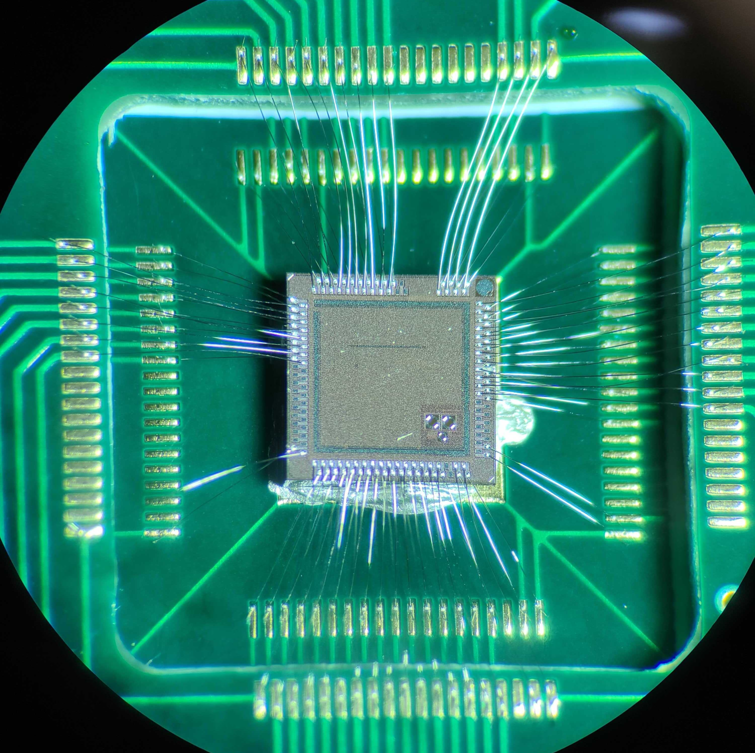 Quantum Motion Hits Milestone In Mass Production Of Quantum Chips