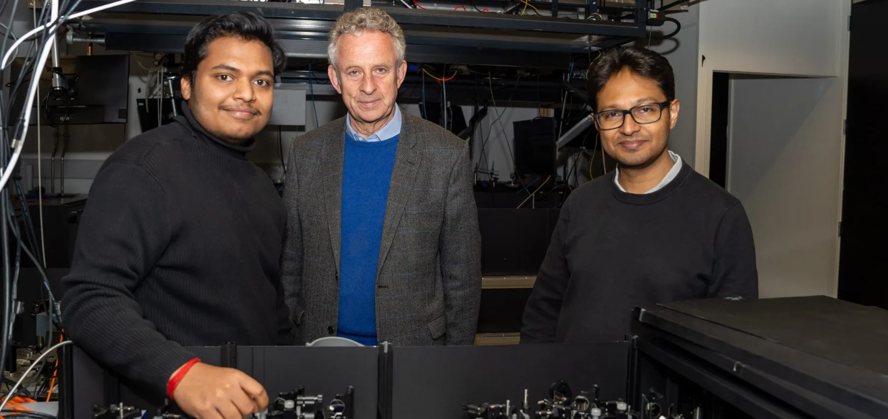 Cambridge Scientists Halt Quantum Dance, Boosting Performance Of Light Emitting Molecules