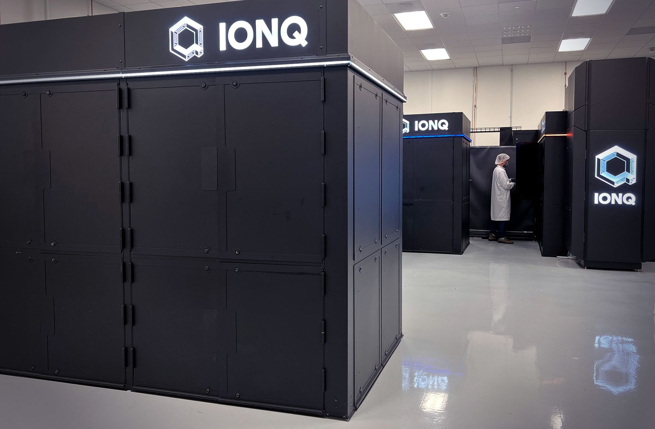 Ionq Partners With Bearingpoint To Expand Quantum Computing Services In Europe